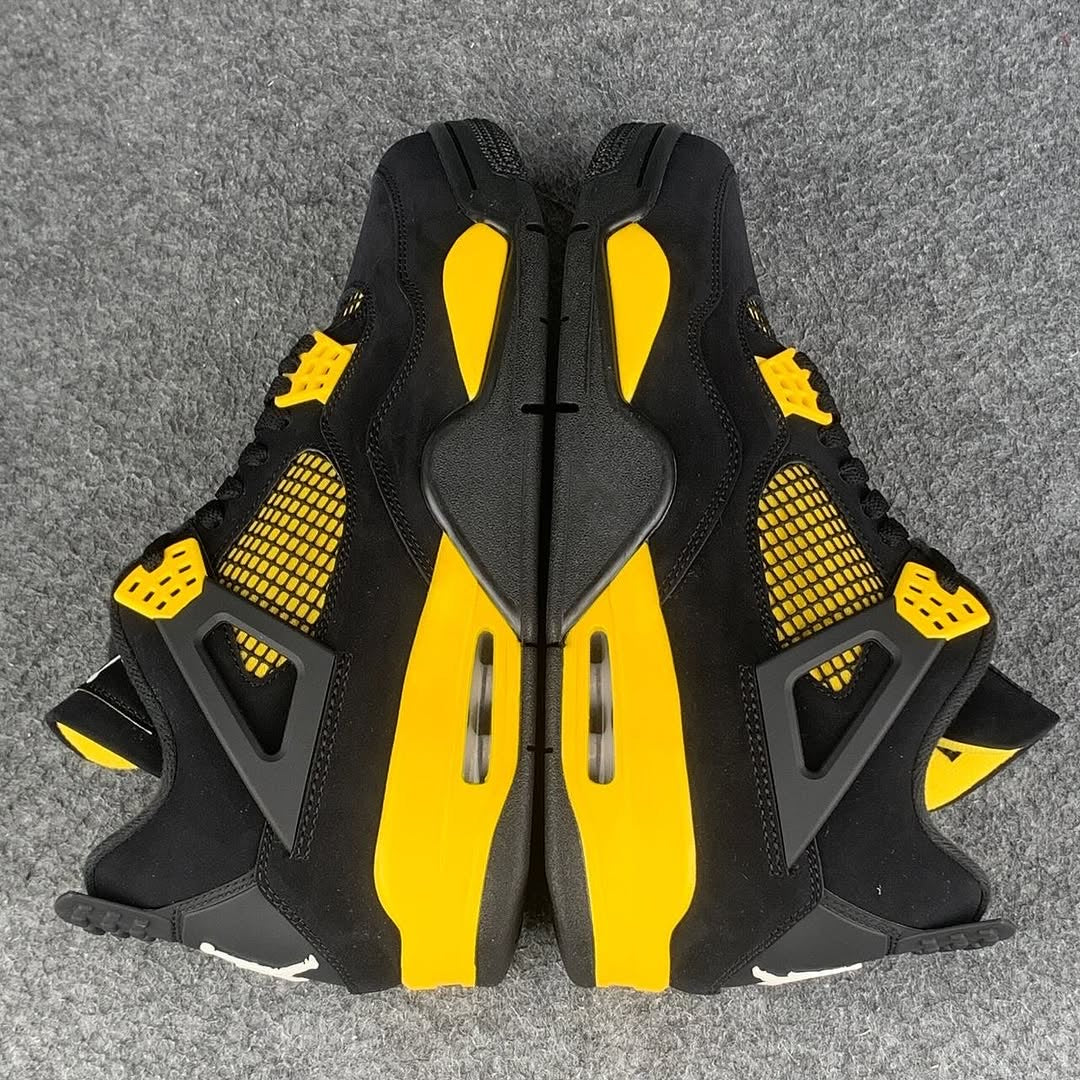 Air Jordan 4 Retro 'Thunder' 2023