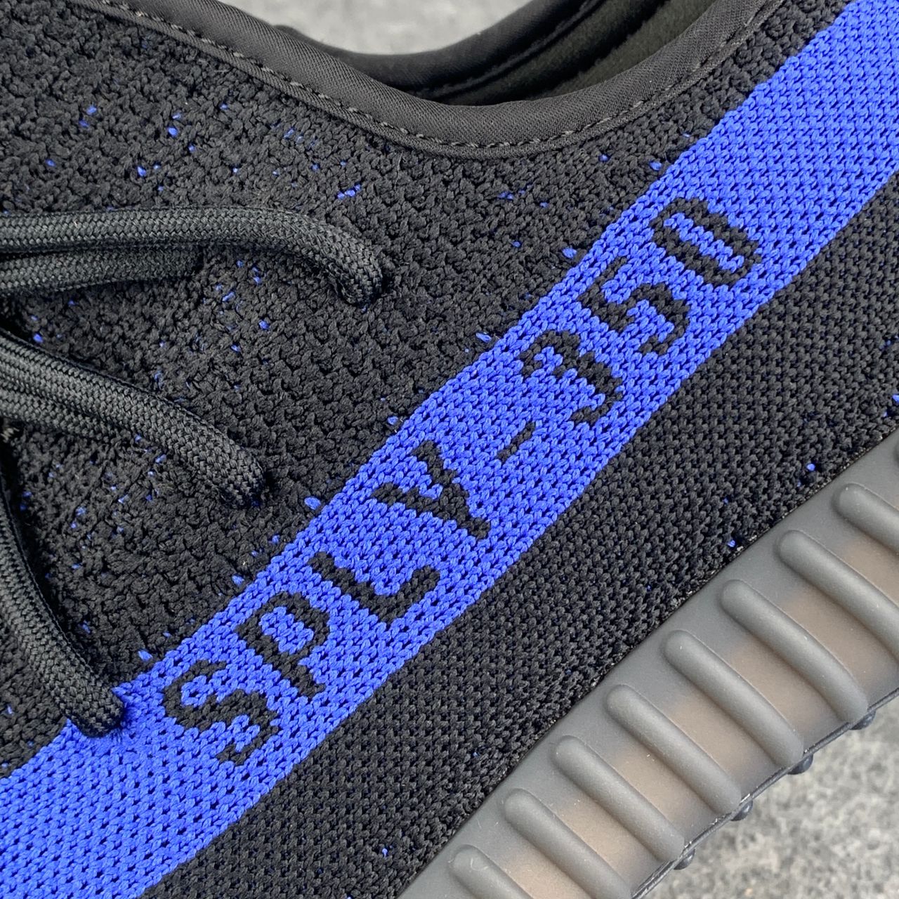 Yeezy Boost 350 V2 'Dazzling Blue'