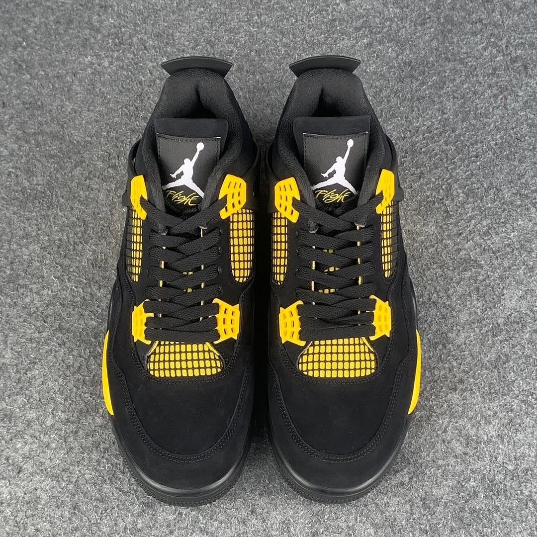 Air Jordan 4 Retro 'Thunder' 2023