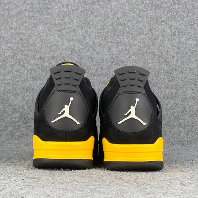 Air Jordan 4 Retro 'Thunder' 2023