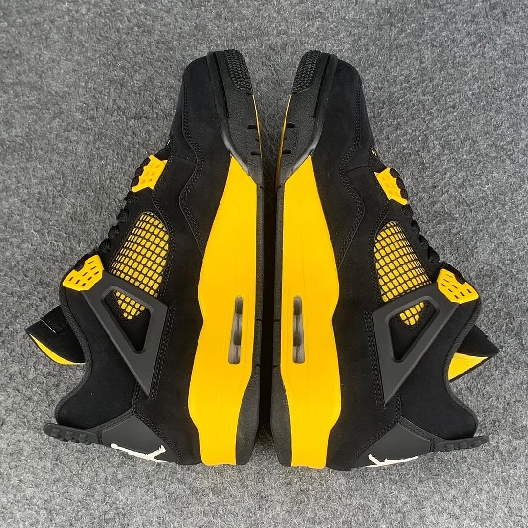 Air Jordan 4 Retro 'Thunder' 2023