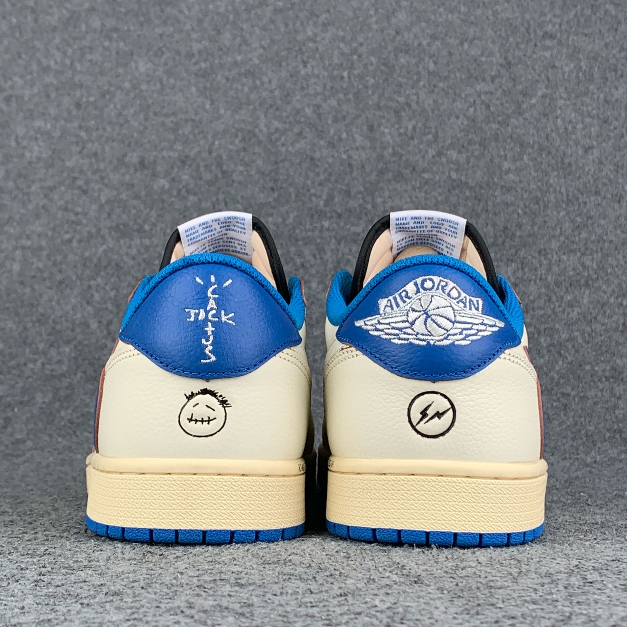 (Early Batch) Fragment Design x Travis Scott x Air Jordan 1 Retro Low