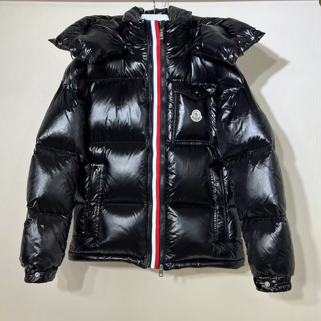 MONTBELIARD SHORT DOWN JACKET