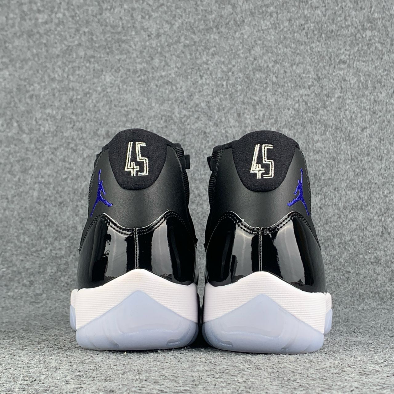 Air Jordan 11 Retro 'Space Jam' 2016