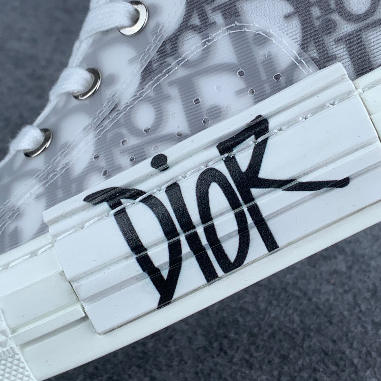 Dior B23 High 'Dior Oblique - Shawn Bee Embridery Patch'