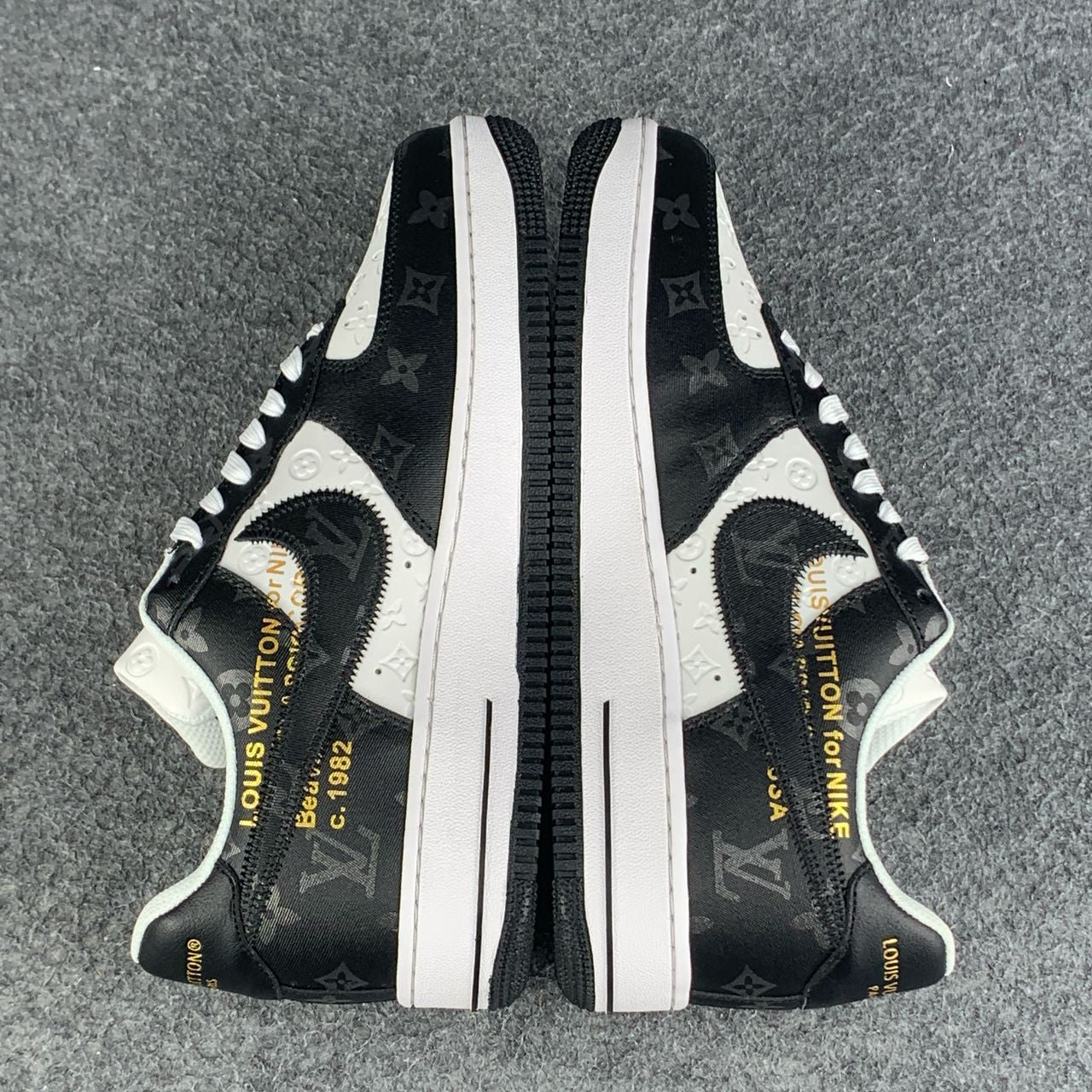 (CUSTOM) NIKE AIR FORCE 1 LOW 'WHITE BLACK'