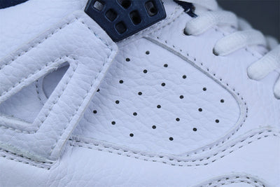 Air Jordan 4 Retro LS 'Columbia'