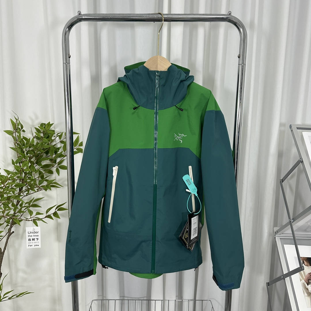 Arc'teryx Men's Beta Lightweight Jacket 'Green'