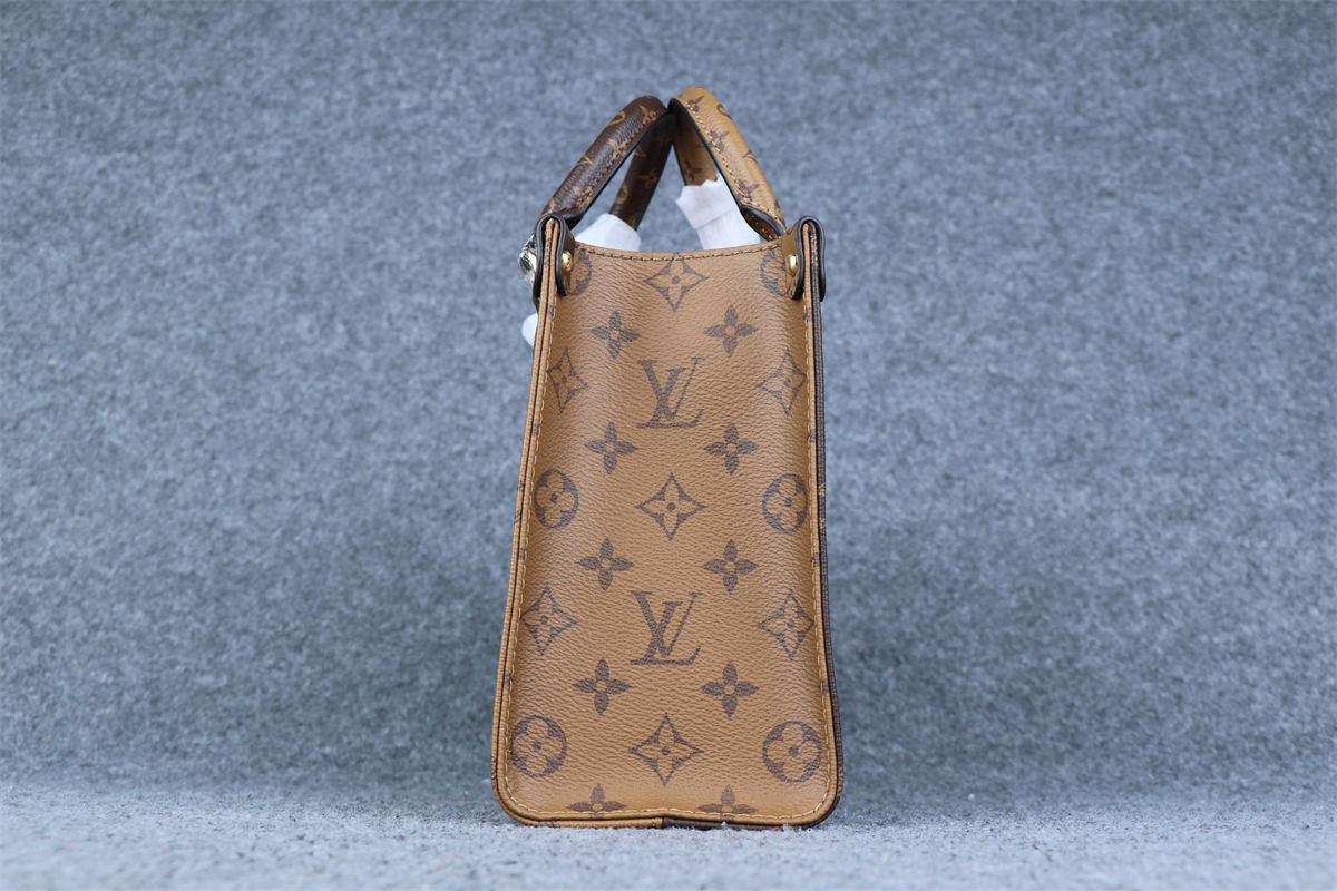 ONTHEGO GM MONOGRAM GIANT REVERSE BROWN