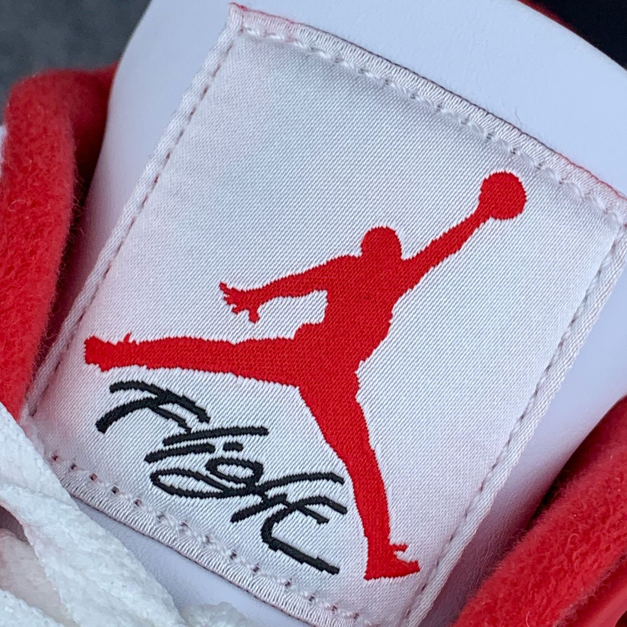 Air Jordan 4 Retro OG 'Fire Red' 2020