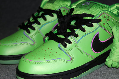 De Powerpuff Girls x Dunk Low Pro SB QS 'Buttercup' 