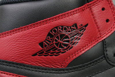 Air Jordan 1 Retro High OG 'Banned' 2016
