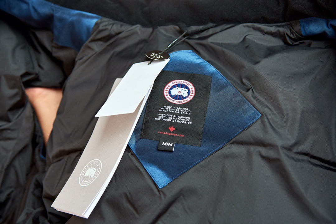 Canada Goose Camouflage Blue FREESTYLE CREW VEST