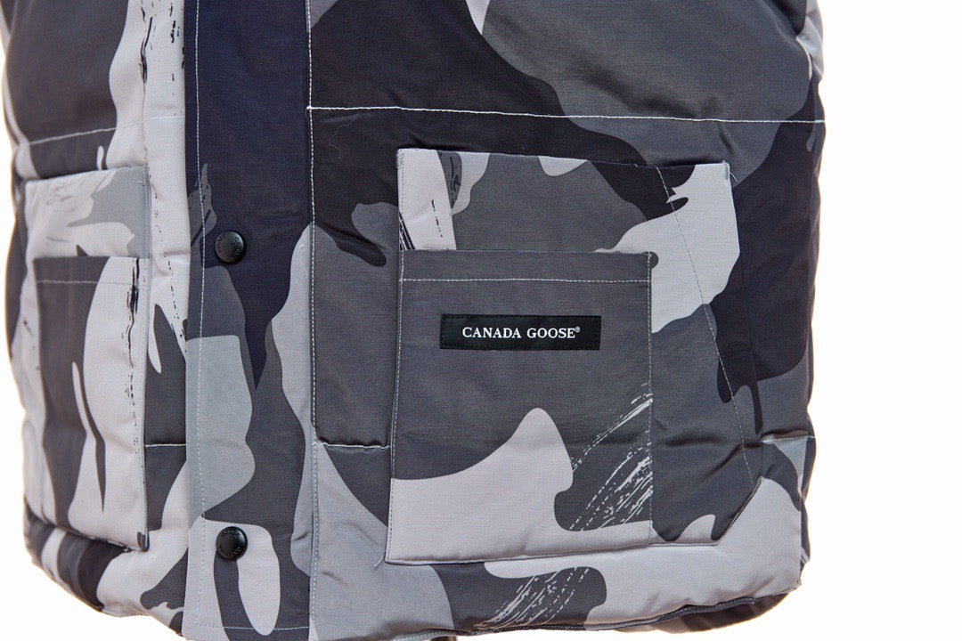 Canada Goose Camouflage Grey FREESTYLE CREW VEST