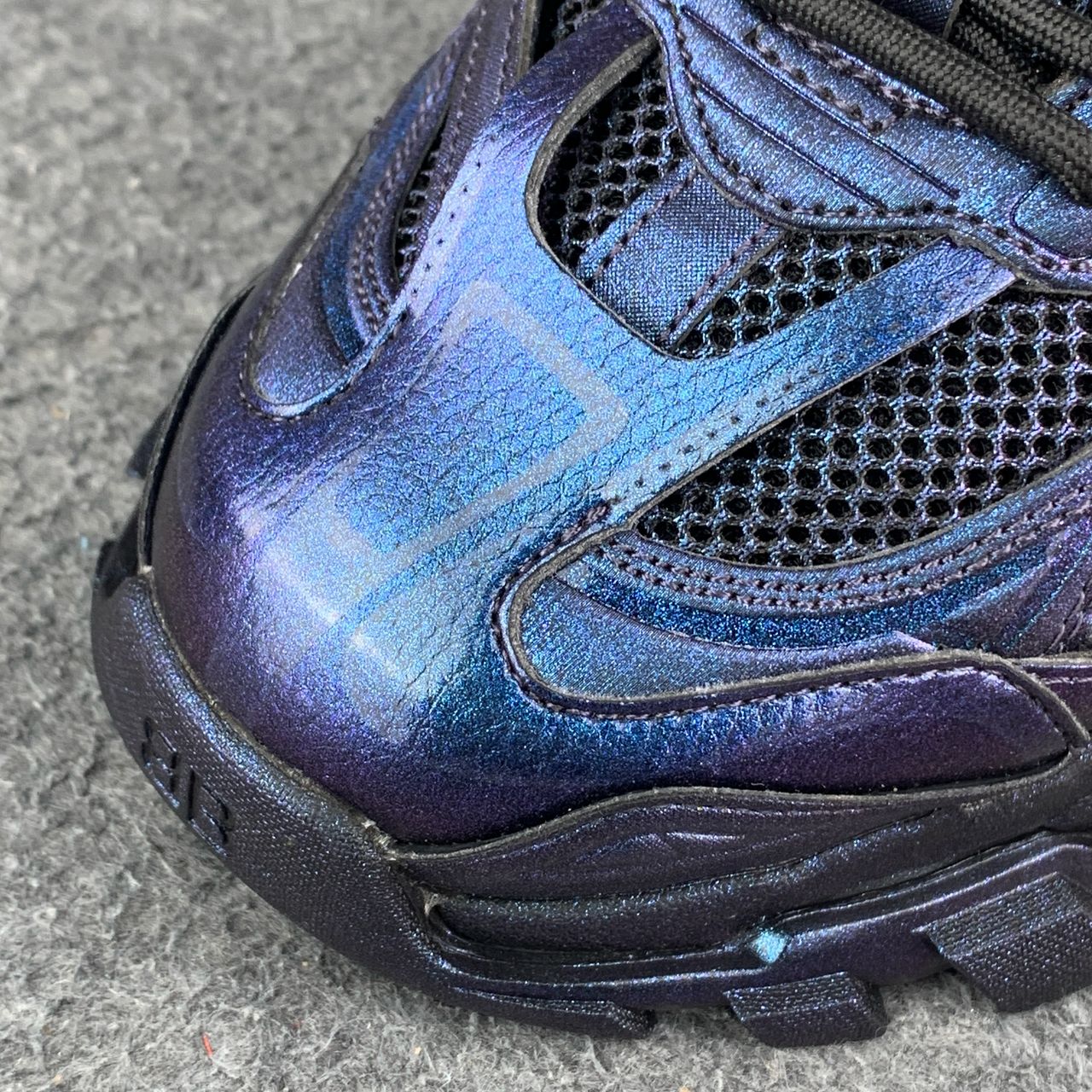 Track.2 Trainer 'Iridescent Purple'