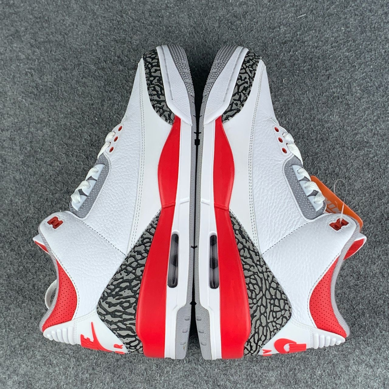 Air Jordan 3 Retro 'Fire Red' 2022