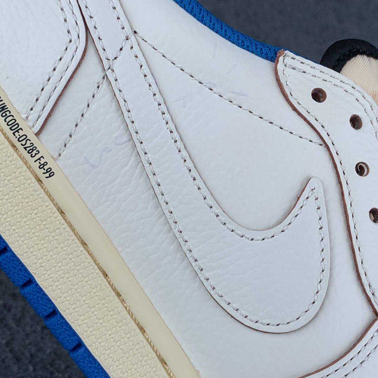 (Early Look) Fragment Design x Travis Scott x Air Jordan 1 Retro Low