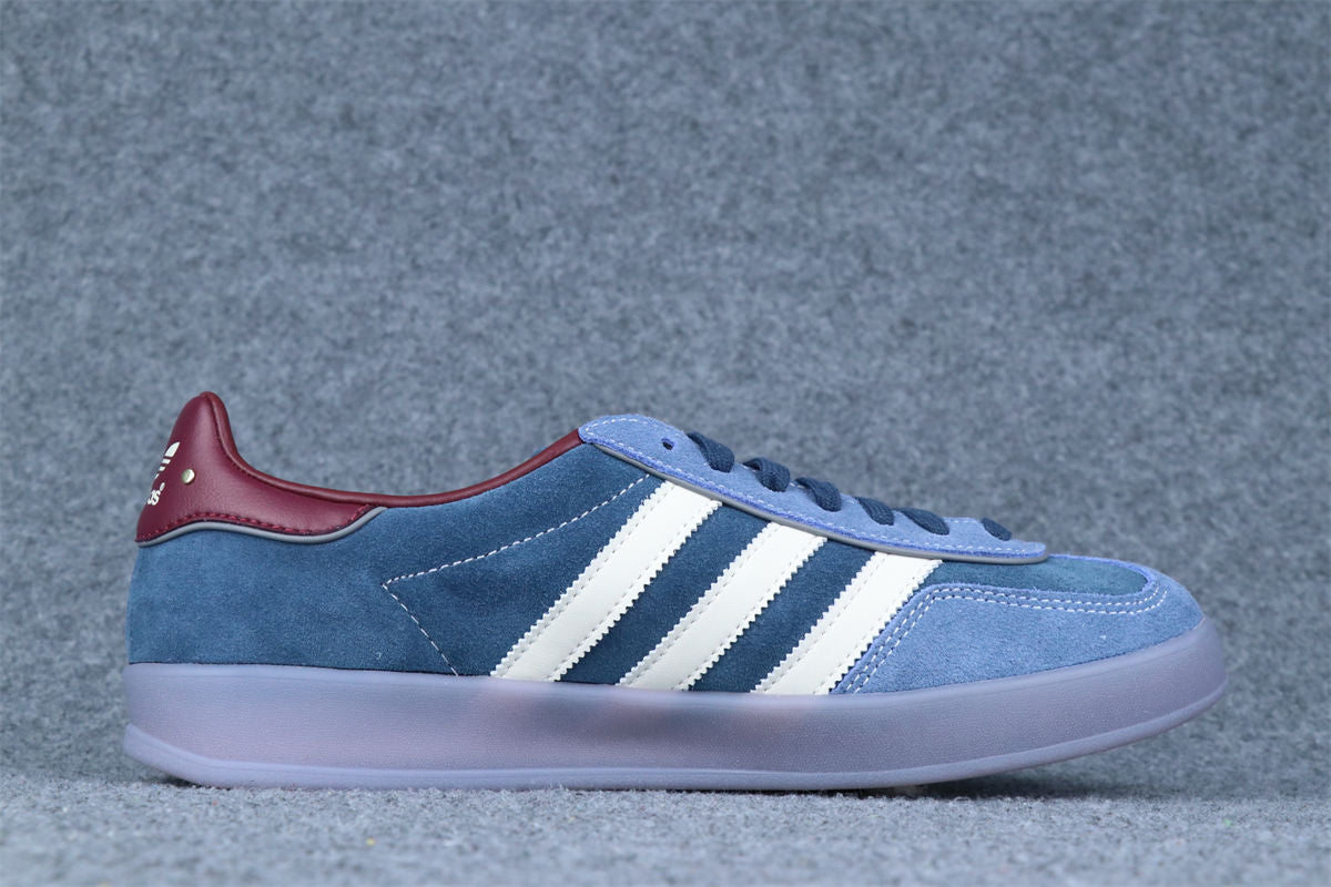 Gazelle Indoor 'Crew Navy Burgundy'