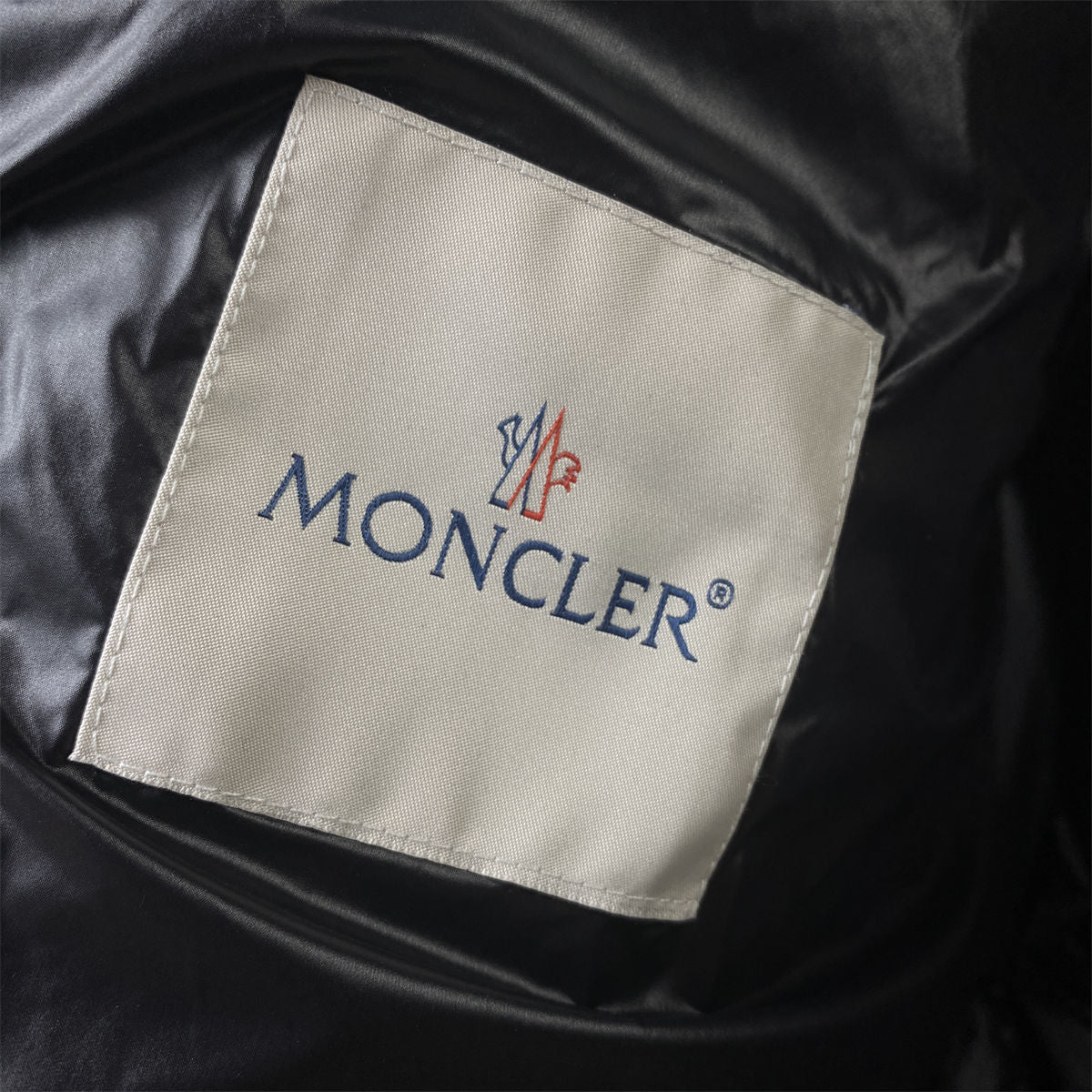 Moncler SPIDERMAN VIOLIER DOWN JACKET