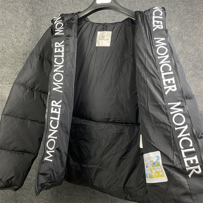 MONTCLA SHORT DOWN JACKET