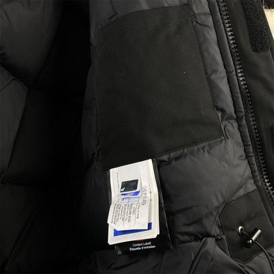 CANADA GOOSE REFLECTIVE STRIP DOWN JACKET