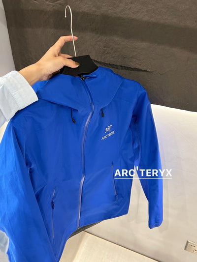 Arc'teryx Men's Beta LT Jacket 'Bright Blue'