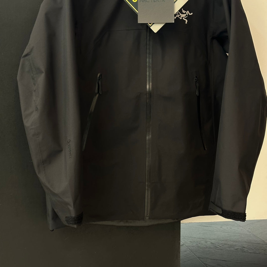 Arc'teryx Men's Beta LT Jacket 'Black'