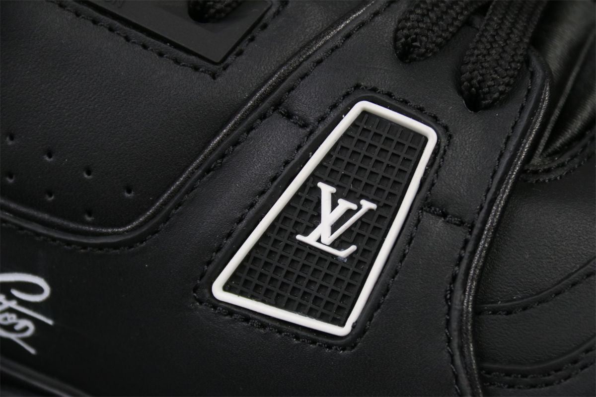 LVT Trainer 'Black Wool'