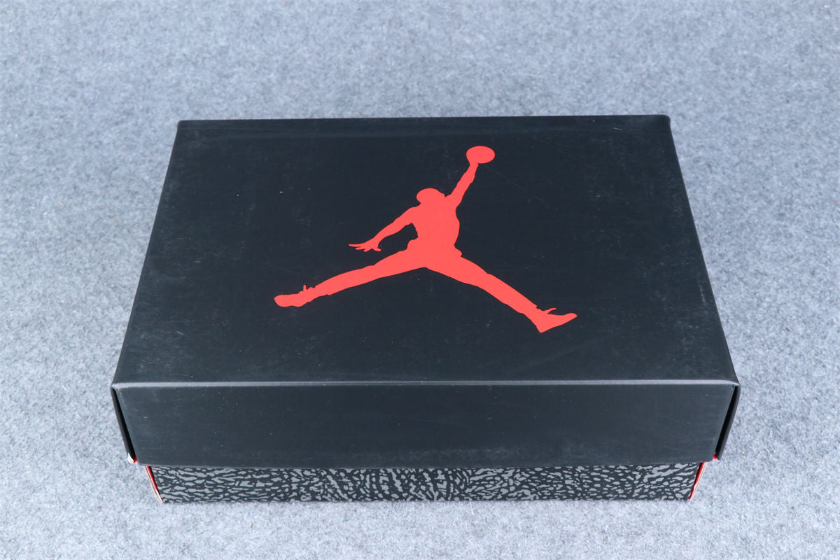 Air Jordan 3 Retro 'Black Cat' 2025