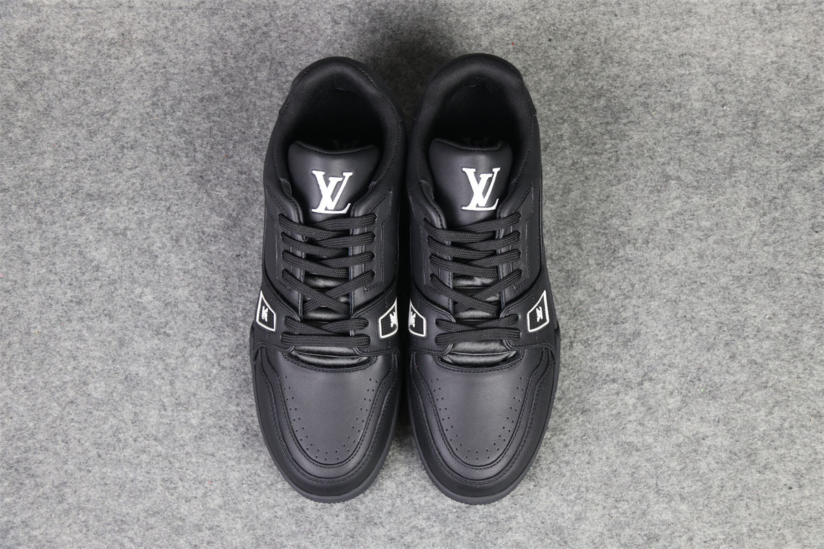 LVT Trainer 'Black Wool'