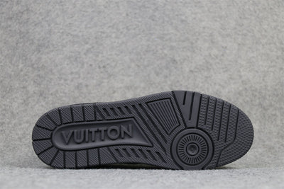 LVT Trainer 'Black Wool'