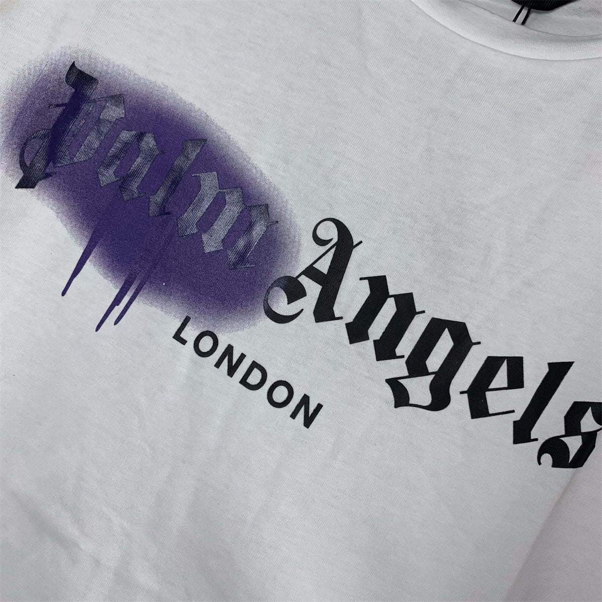 P.A LONDON SPRAYED LOGO T-SHIRT 'WHITE'