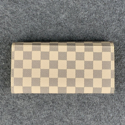 Sarah Damier Azur Wallet