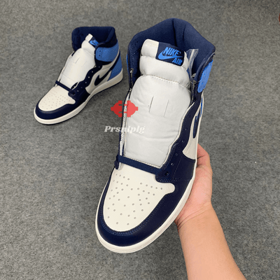 Jordan 1 Retro High Obsidian UNC