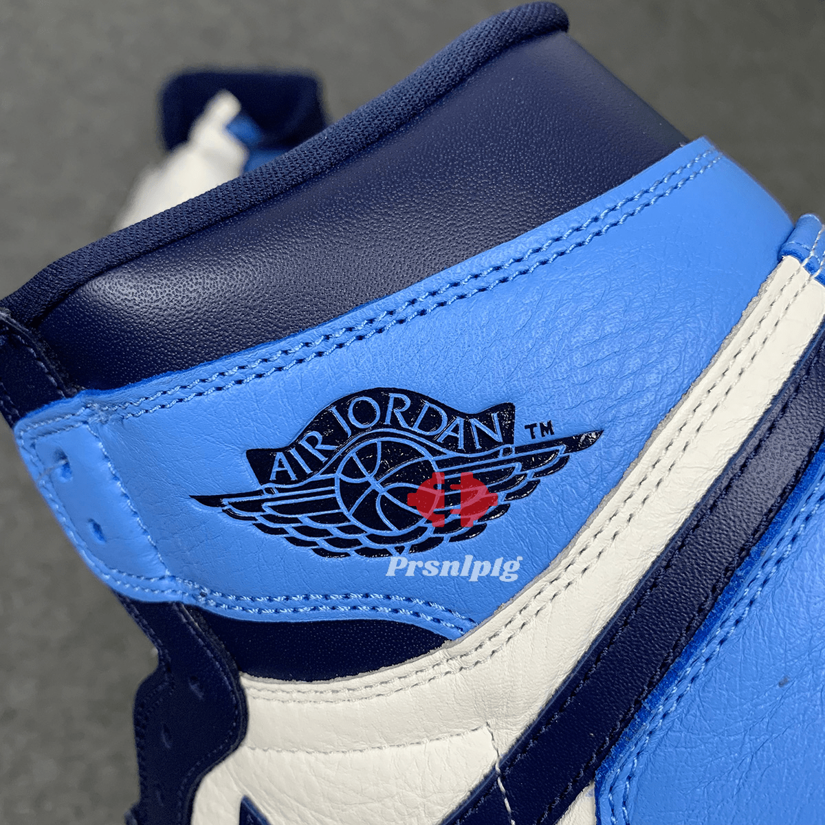 Jordan 1 Retro High Obsidian UNC