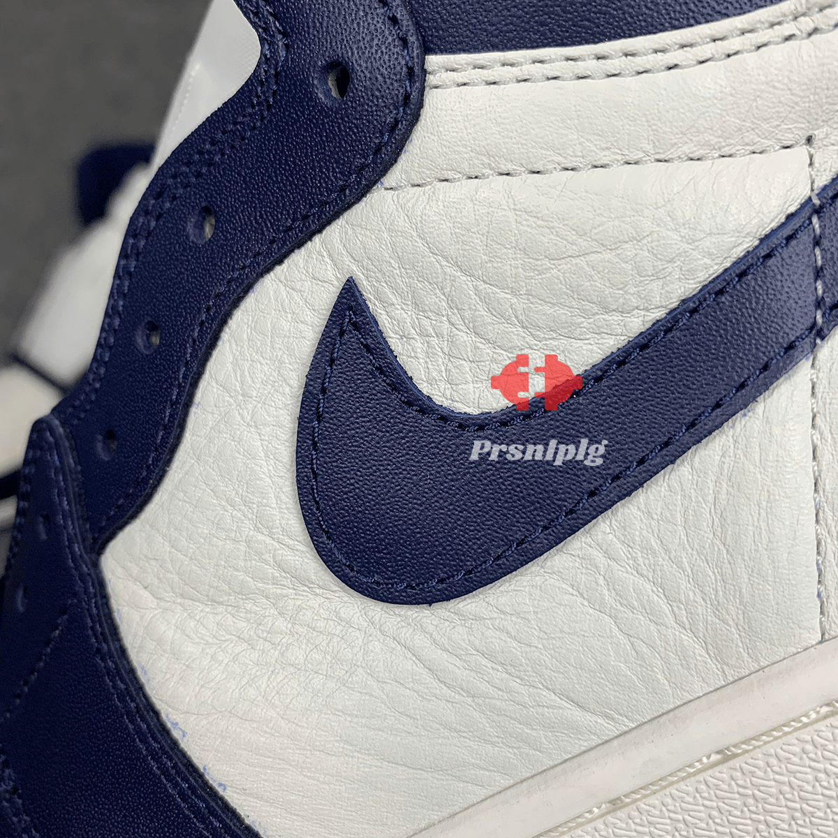 Jordan 1 Retro High Obsidian UNC