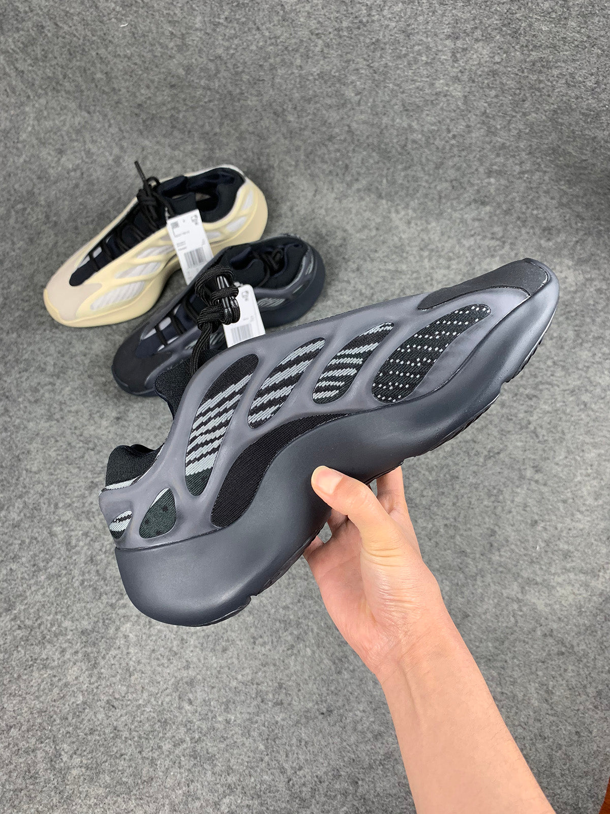 Yeezy 700 V3 'Alvah'