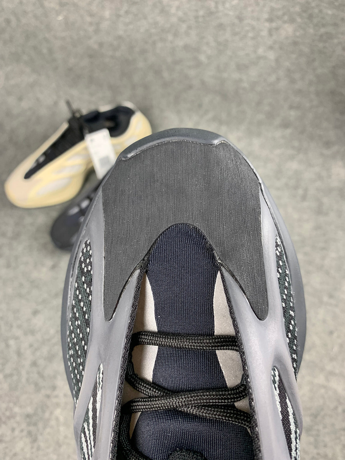 Yeezy 700 V3 'Alvah'