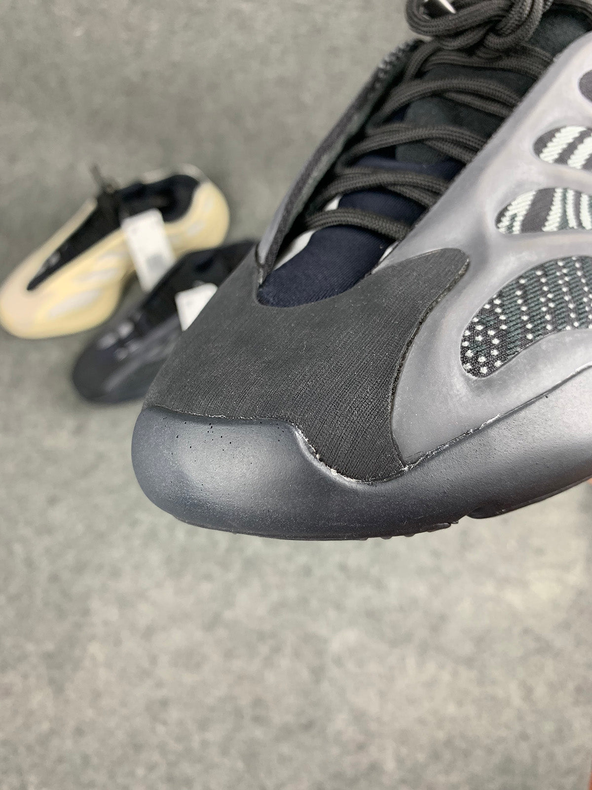 Yeezy 700 V3 'Alvah'