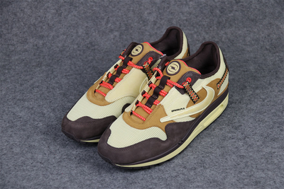 Travis Scott x Air Max 1 'Barok Bruin' 