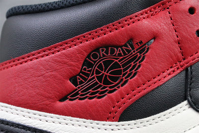Air Jordan 1 Retro High UND 'Bred Toe'