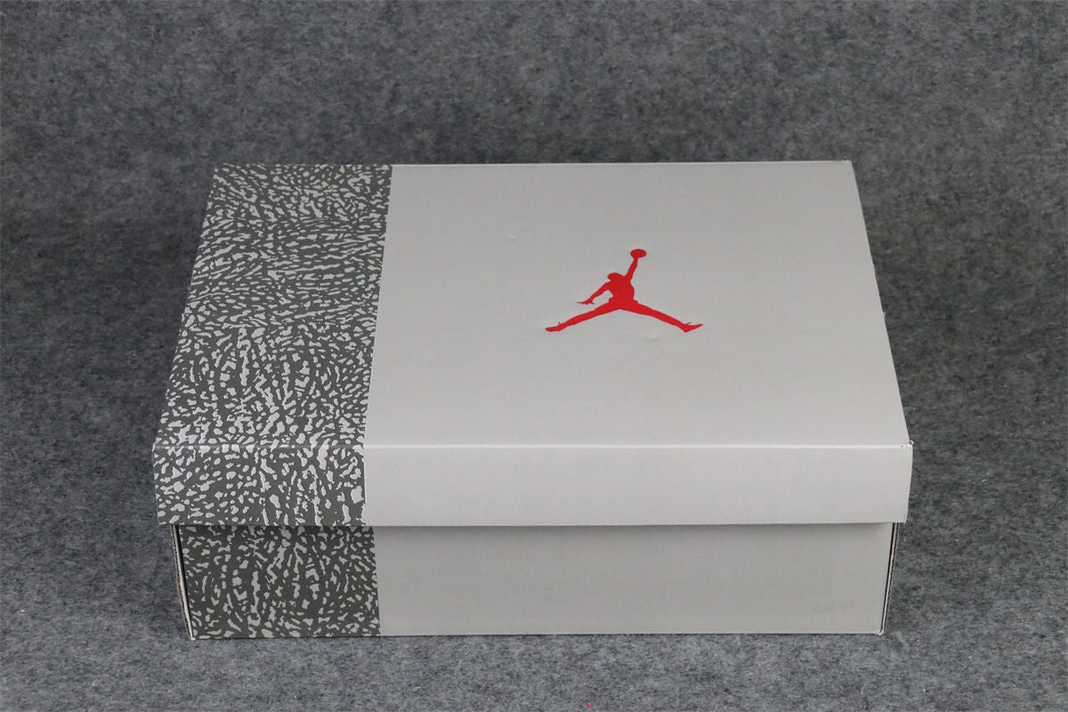 Air Jordan 3 Retro 'Cool Grey' 2021