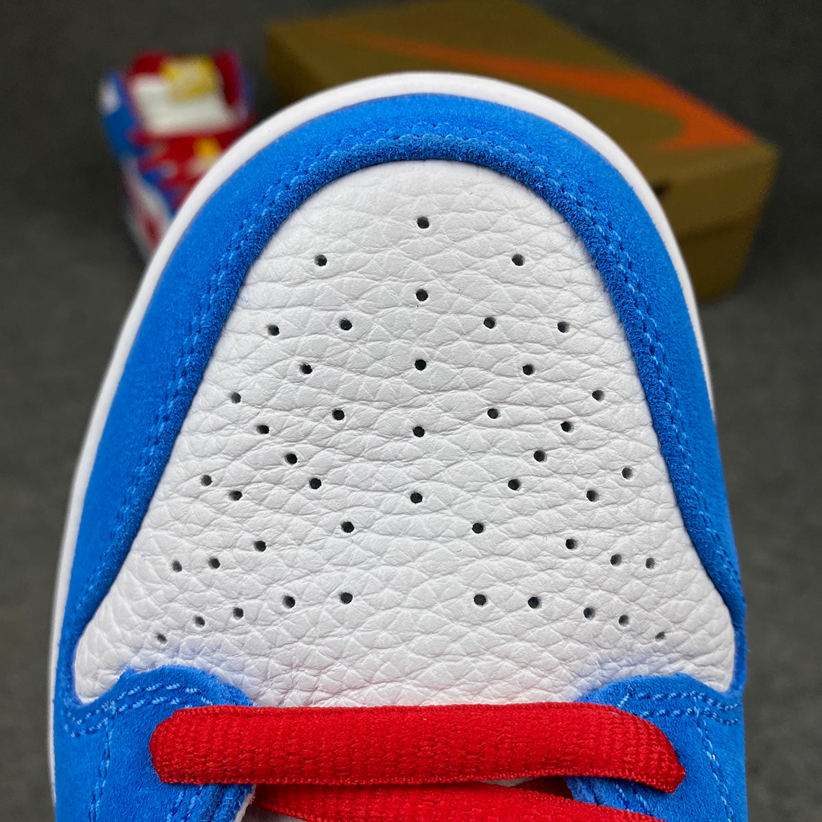 Dunk High SB 'Doraemon'