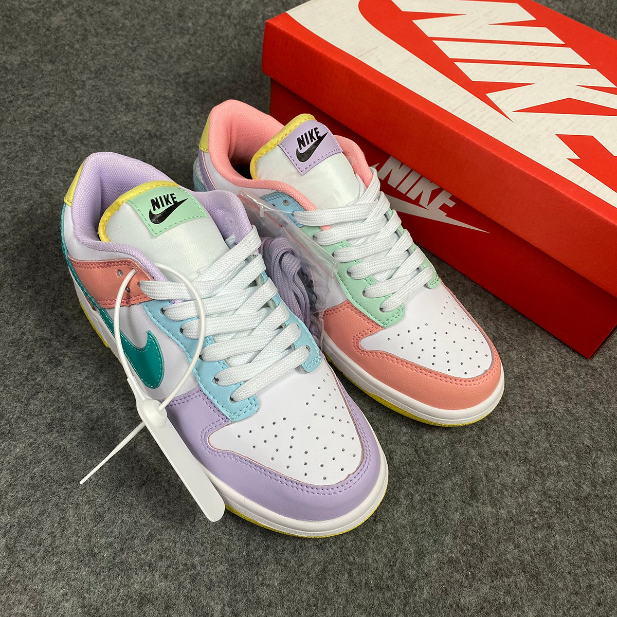 Wmns Dunk Low SE 'Candy'