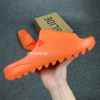 Yeezy Slides 'Enflame Orange'