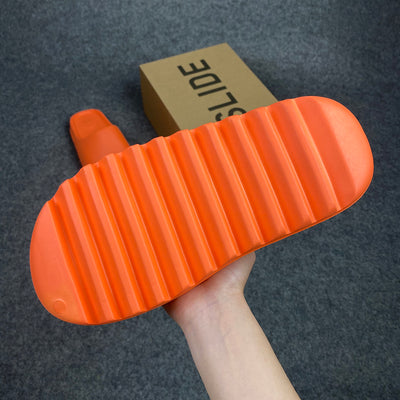 Yeezy Slides 'Enflame Orange'