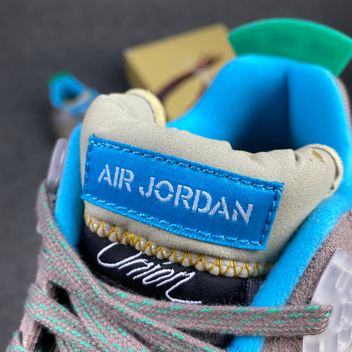 Union LA x Air Jordan 4 Retro 'Taupe Haze'