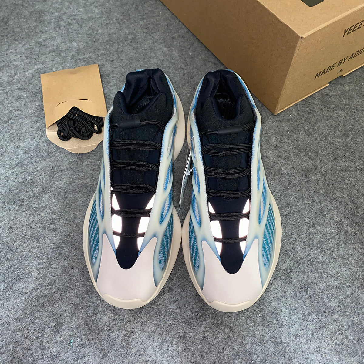 Yeezy 700 V3 'Kyanite'