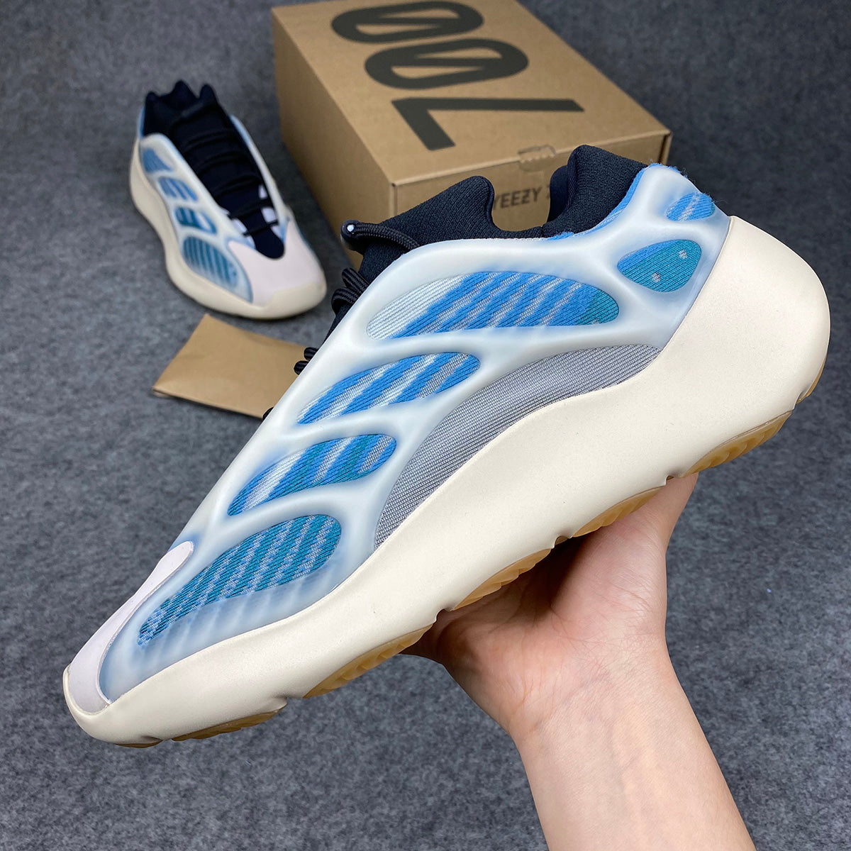 Yeezy 700 V3 'Kyanite'