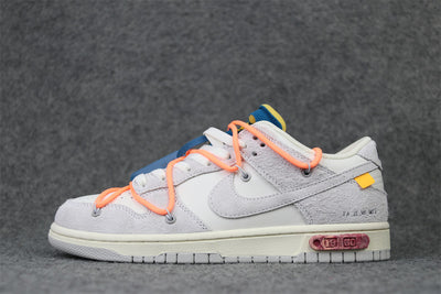 Gebroken wit x Dunk Low 'Lot 19 van 50'